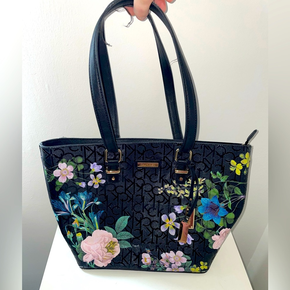 Calvin Klein navy blue floral tote